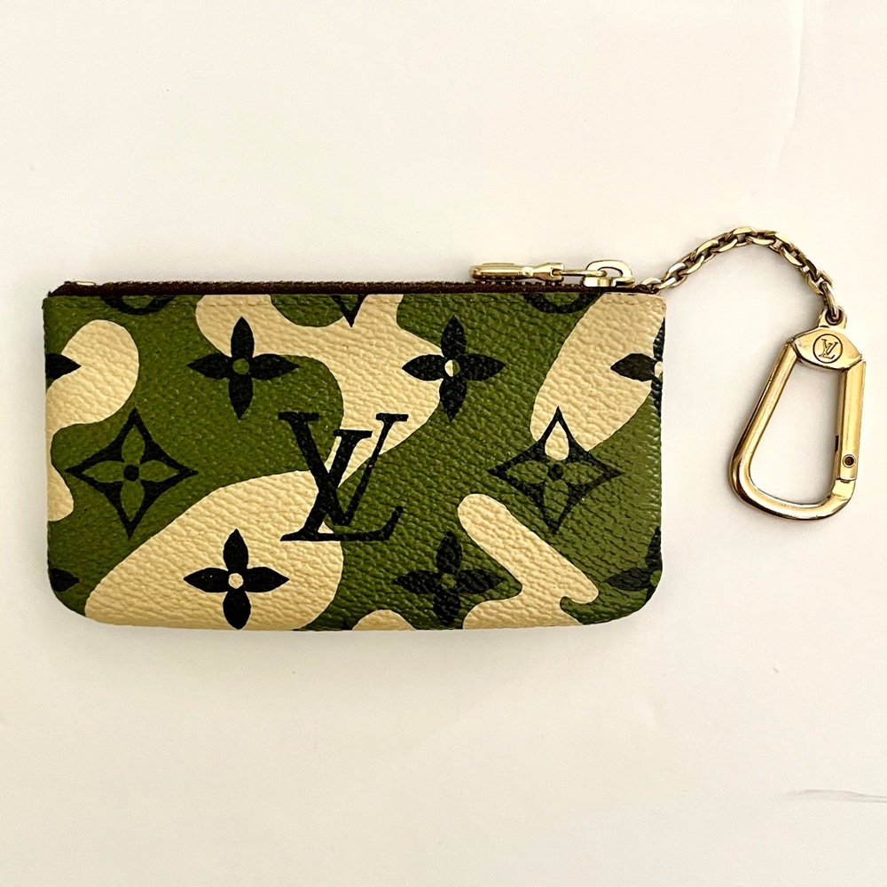 🎭 SOLD 🎭 LOUIS VUITTON Customized Key Cles Pouch